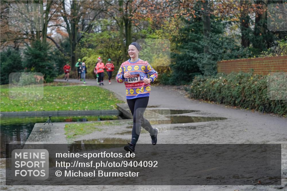 07.12.2025 - St. Pauli X-Mass-Run No. 15 Michael Burmester http://msf.ph/oto/9404092 07.12.2025 11:02:07 Laufen 2867 meine-sportfotos.de