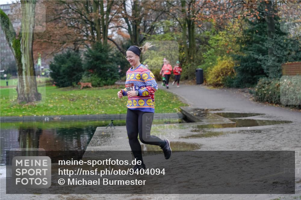 07.12.2025 - St. Pauli X-Mass-Run No. 15 Michael Burmester http://msf.ph/oto/9404094 07.12.2025 11:02:08 Laufen 2867 meine-sportfotos.de