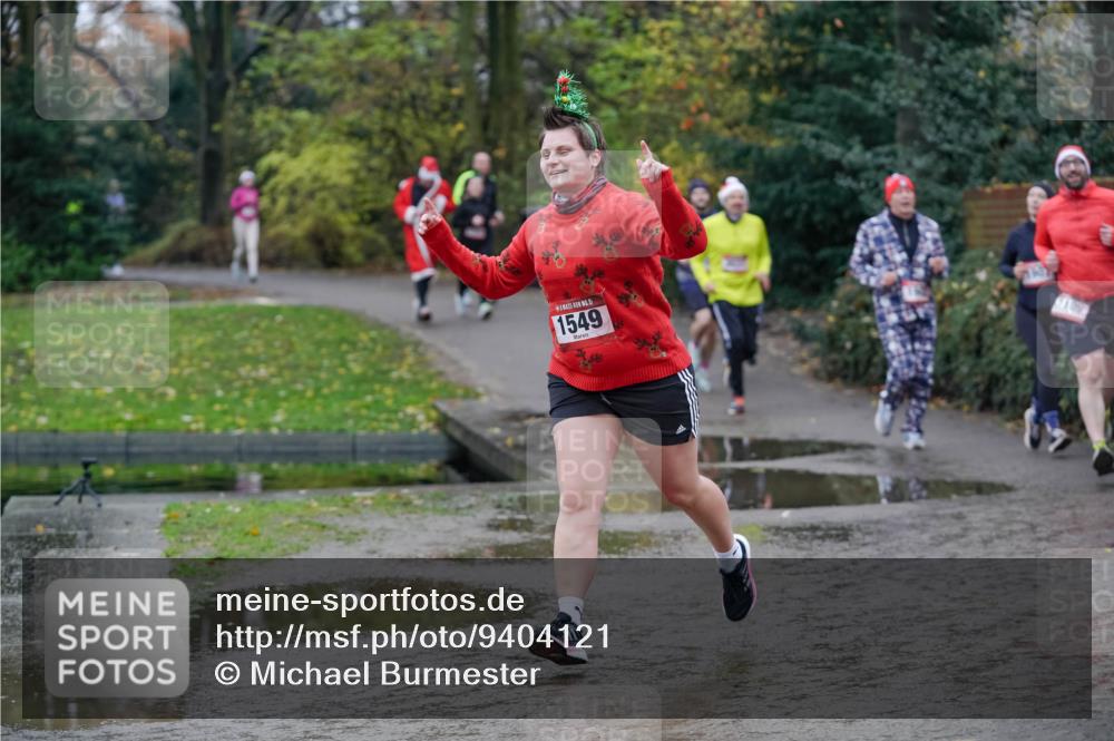 07.12.2025 - St. Pauli X-Mass-Run No. 15 Michael Burmester http://msf.ph/oto/9404121 07.12.2025 11:02:22 Laufen 15, 1549 meine-sportfotos.de