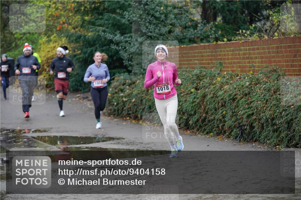 07.12.2025 - St. Pauli X-Mass-Run No. 15 Michael Burmester http://msf.ph/oto/9404158 07.12.2025 11:02:34 Laufen 2513, 1904, 1018 meine-sportfotos.de
