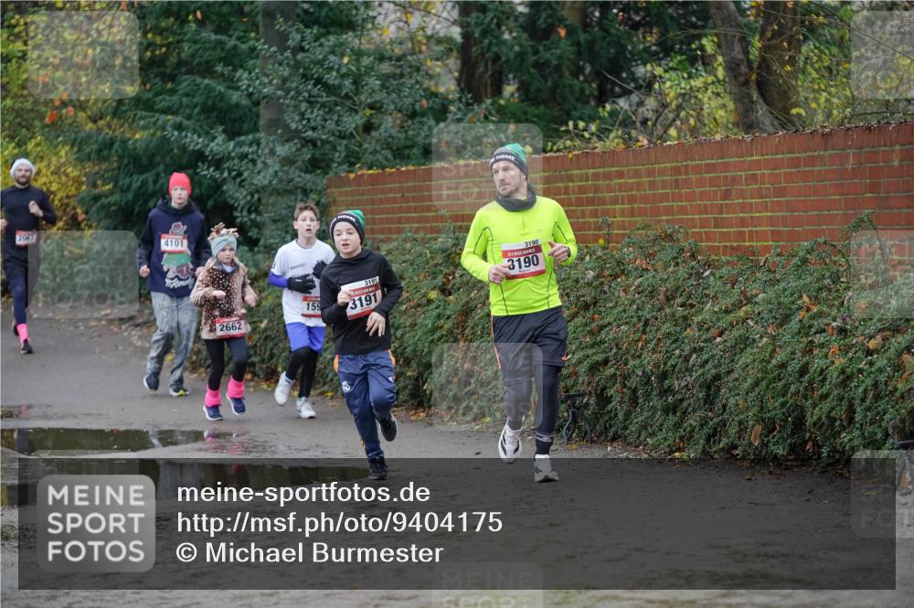 07.12.2025 - St. Pauli X-Mass-Run No. 15 Michael Burmester http://msf.ph/oto/9404175 07.12.2025 11:02:40 Laufen 2067, 4101, 3191, 3190, 3190, 159, 3191, 2662 meine-sportfotos.de