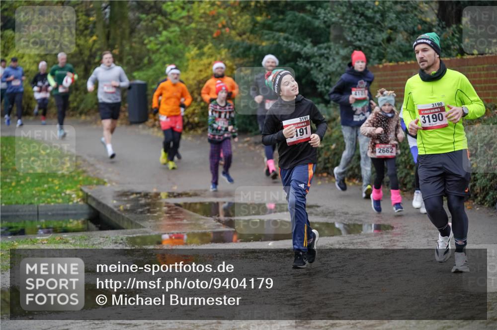07.12.2025 - St. Pauli X-Mass-Run No. 15 Michael Burmester http://msf.ph/oto/9404179 07.12.2025 11:02:42 Laufen 3191, 191, 4101, 2662, 3190, 5, 3190 meine-sportfotos.de