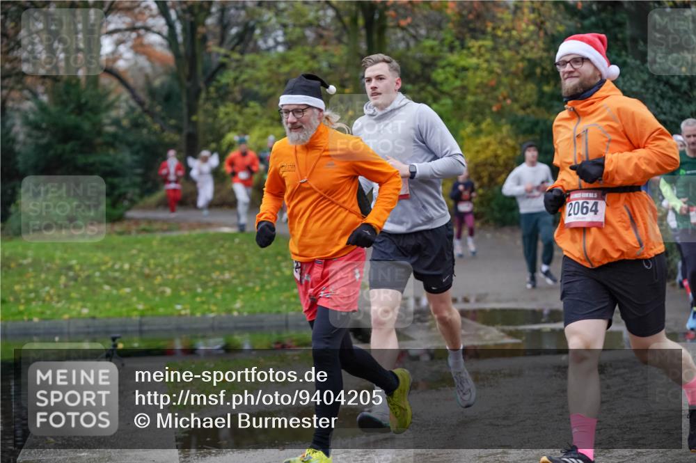 07.12.2025 - St. Pauli X-Mass-Run No. 15 Michael Burmester http://msf.ph/oto/9404205 07.12.2025 11:02:49 Laufen 2064 meine-sportfotos.de