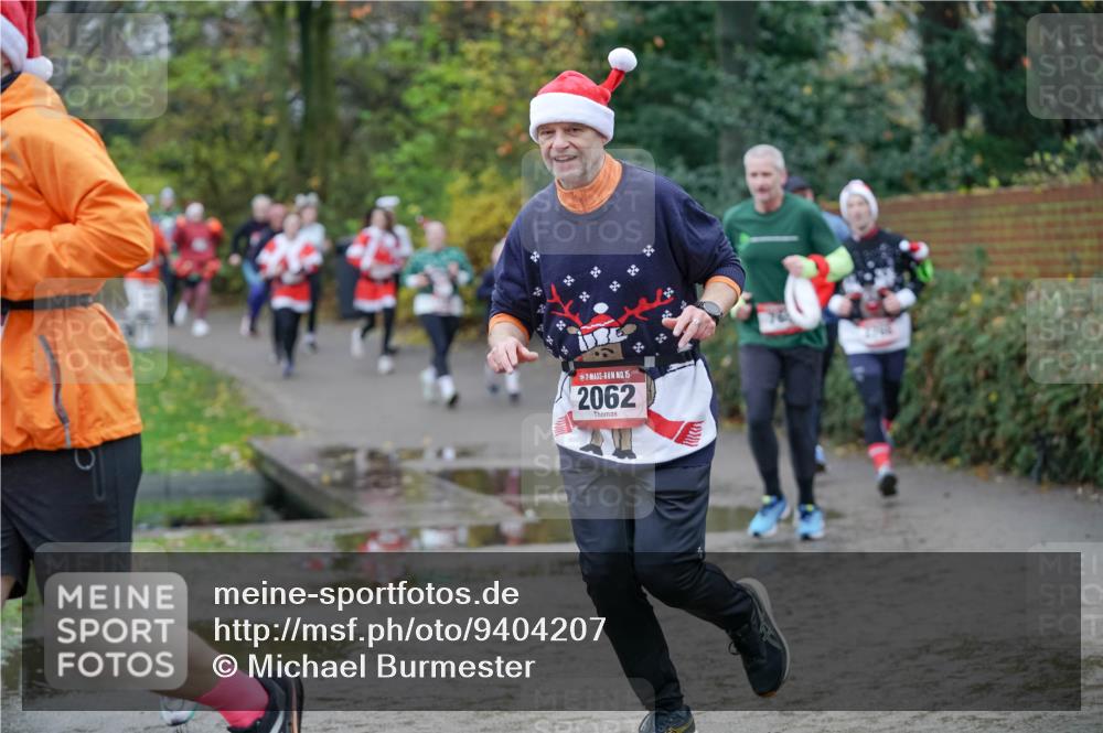 07.12.2025 - St. Pauli X-Mass-Run No. 15 Michael Burmester http://msf.ph/oto/9404207 07.12.2025 11:02:49 Laufen 15, 2062 meine-sportfotos.de