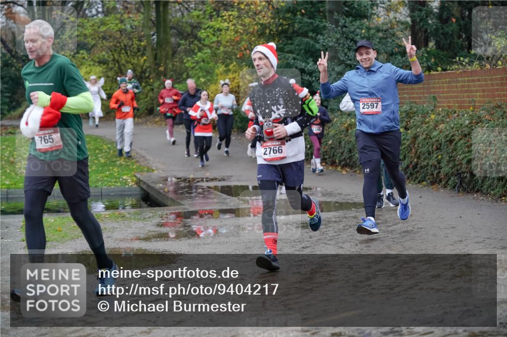 07.12.2025 - St. Pauli X-Mass-Run No. 15 Michael Burmester http://msf.ph/oto/9404217 07.12.2025 11:02:52 Laufen 765, 2766, 1346, 2597 meine-sportfotos.de