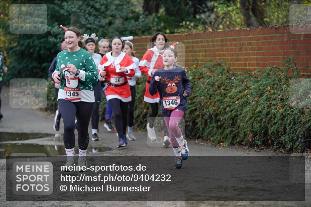 07.12.2025 - St. Pauli X-Mass-Run No. 15 Michael Burmester http://msf.ph/oto/9404232 07.12.2025 11:02:56 Laufen 15, 1345, 36, 15, 1346 meine-sportfotos.de