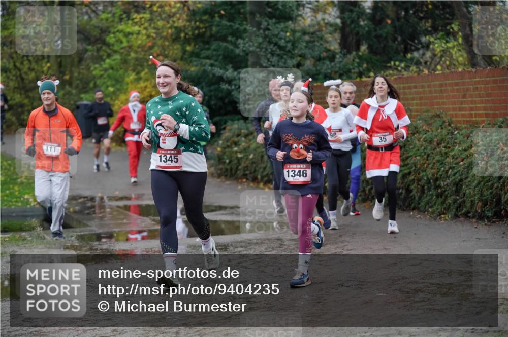 07.12.2025 - St. Pauli X-Mass-Run No. 15 Michael Burmester http://msf.ph/oto/9404235 07.12.2025 11:02:57 Laufen 111, 15, 1345, 15, 1346, 85, 98, 35 meine-sportfotos.de