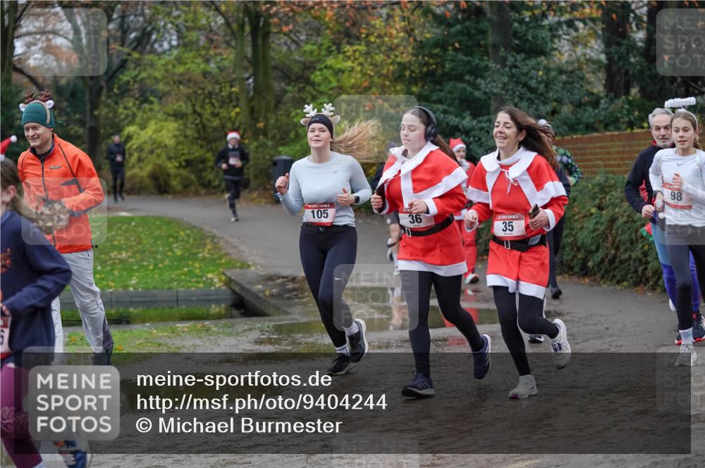 07.12.2025 - St. Pauli X-Mass-Run No. 15 Michael Burmester http://msf.ph/oto/9404244 07.12.2025 11:02:59 Laufen 105, 36, 15, 35, 98 meine-sportfotos.de