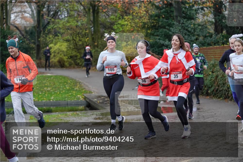 07.12.2025 - St. Pauli X-Mass-Run No. 15 Michael Burmester http://msf.ph/oto/9404245 07.12.2025 11:02:59 Laufen 11, 105, 36, 15, 35 meine-sportfotos.de