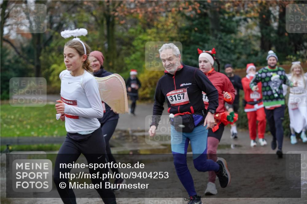 07.12.2025 - St. Pauli X-Mass-Run No. 15 Michael Burmester http://msf.ph/oto/9404253 07.12.2025 11:03:01 Laufen 3157 meine-sportfotos.de