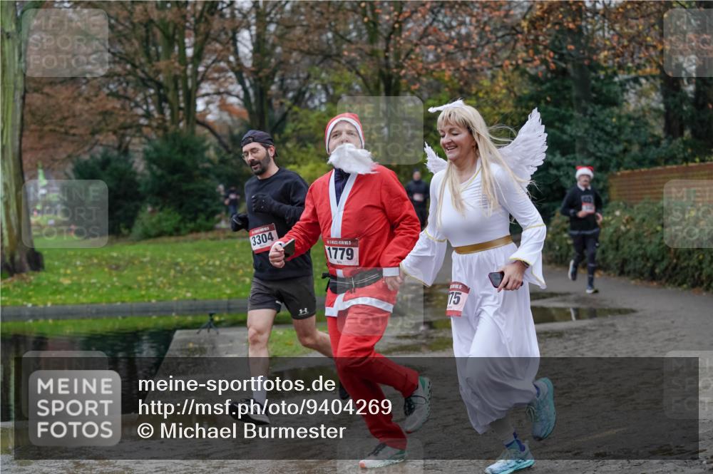 07.12.2025 - St. Pauli X-Mass-Run No. 15 Michael Burmester http://msf.ph/oto/9404269 07.12.2025 11:03:04 Laufen 3304, 1779, 15, 75 meine-sportfotos.de