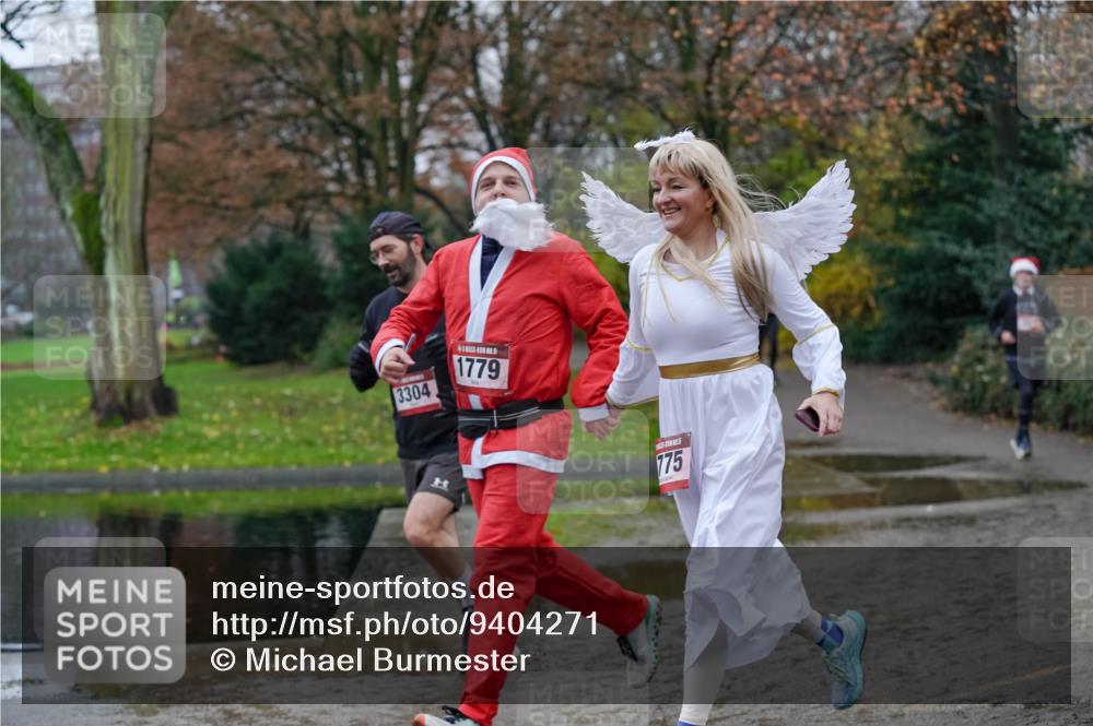 07.12.2025 - St. Pauli X-Mass-Run No. 15 Michael Burmester http://msf.ph/oto/9404271 07.12.2025 11:03:04 Laufen 3304, 1779, 775, 75 meine-sportfotos.de