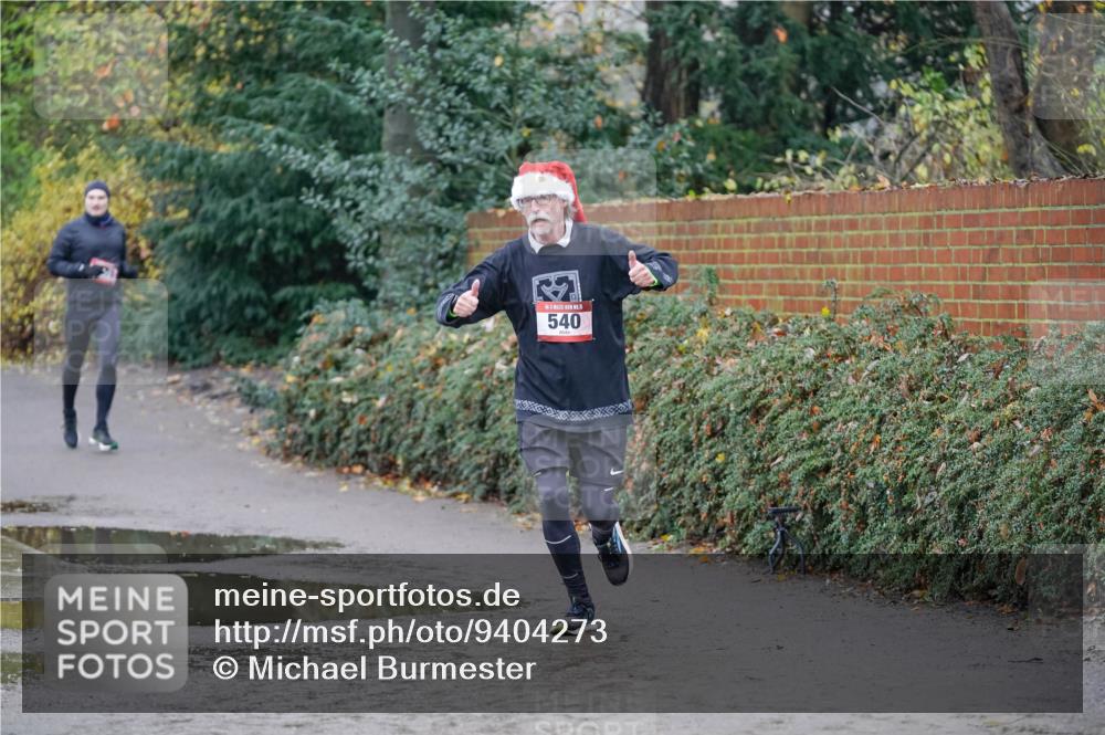 07.12.2025 - St. Pauli X-Mass-Run No. 15 Michael Burmester http://msf.ph/oto/9404273 07.12.2025 11:03:06 Laufen 15, 540 meine-sportfotos.de