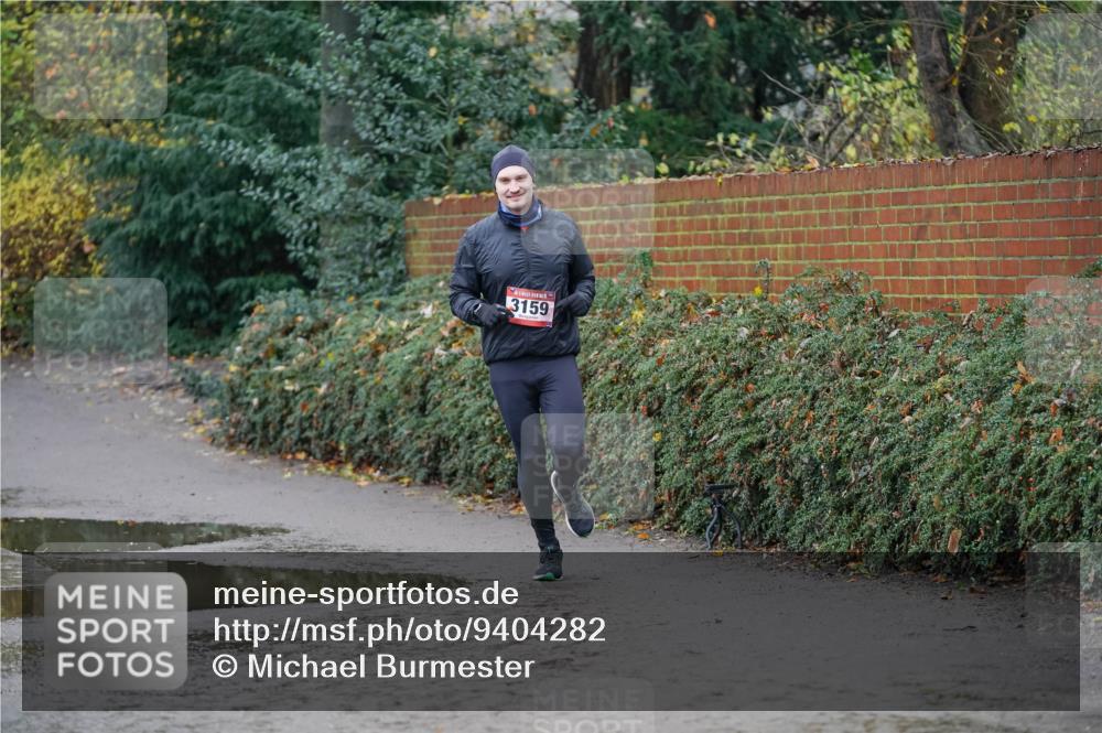 07.12.2025 - St. Pauli X-Mass-Run No. 15 Michael Burmester http://msf.ph/oto/9404282 07.12.2025 11:03:09 Laufen 3159 meine-sportfotos.de