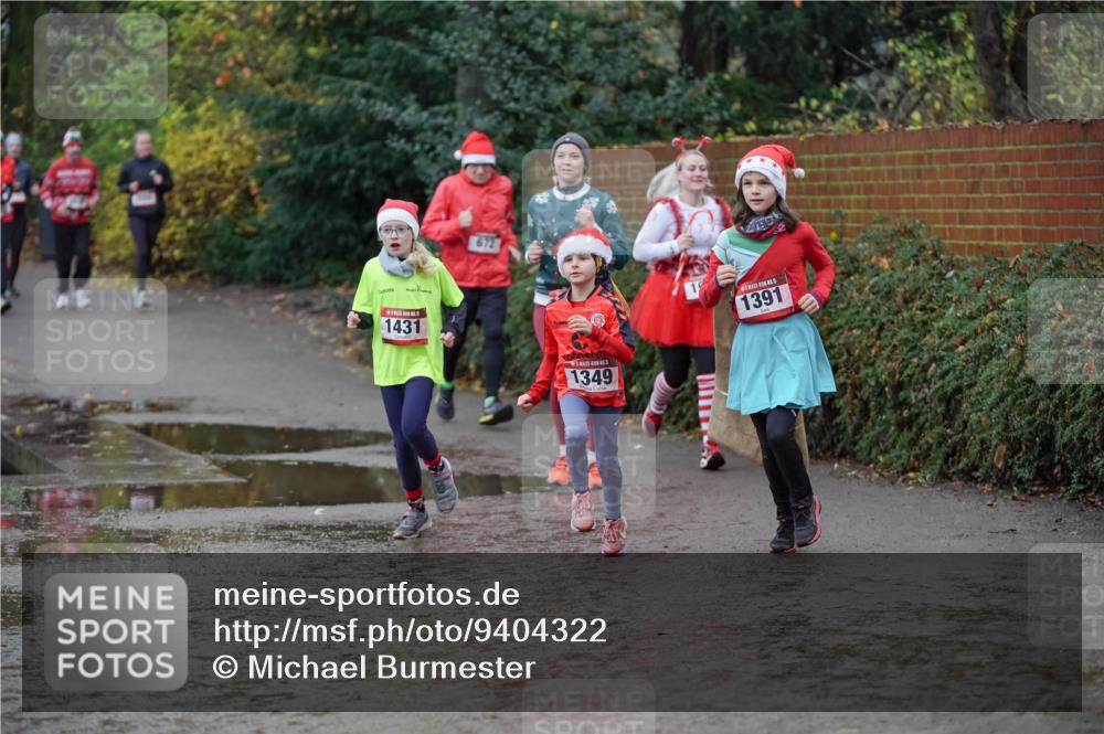 07.12.2025 - St. Pauli X-Mass-Run No. 15 Michael Burmester http://msf.ph/oto/9404322 07.12.2025 11:03:30 Laufen 1431, 672, 1349, 25, 1391 meine-sportfotos.de
