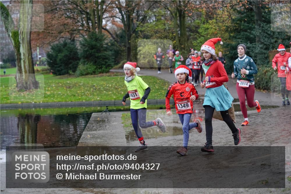 07.12.2025 - St. Pauli X-Mass-Run No. 15 Michael Burmester http://msf.ph/oto/9404327 07.12.2025 11:03:32 Laufen 1431, 1349, 496, 2814, 672 meine-sportfotos.de