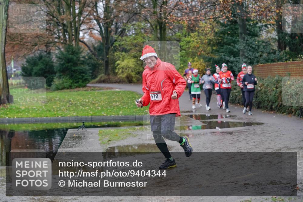 07.12.2025 - St. Pauli X-Mass-Run No. 15 Michael Burmester http://msf.ph/oto/9404344 07.12.2025 11:03:35 Laufen 672 meine-sportfotos.de