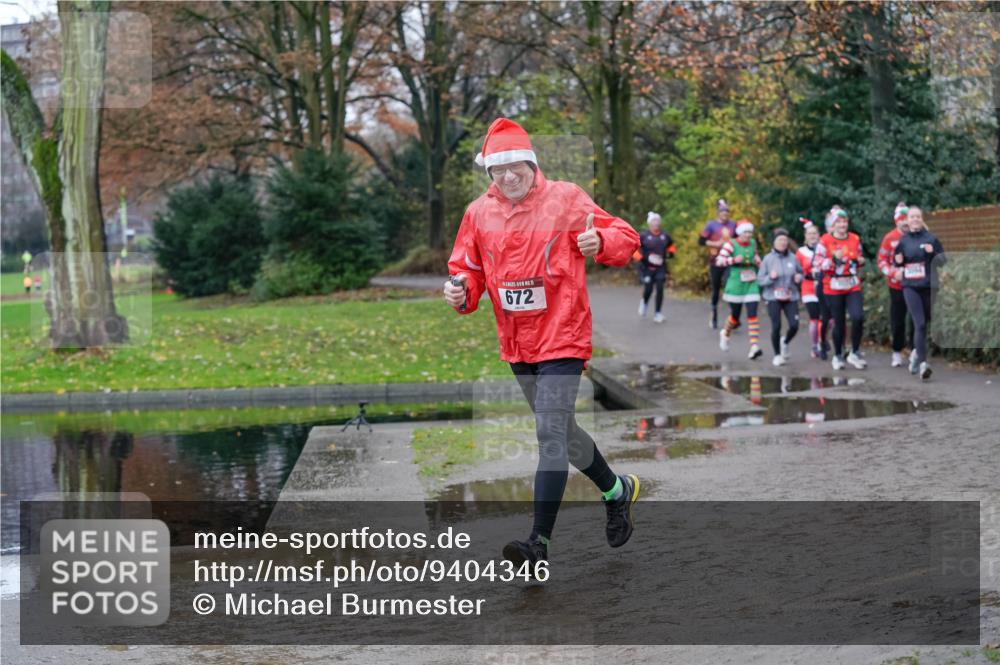 07.12.2025 - St. Pauli X-Mass-Run No. 15 Michael Burmester http://msf.ph/oto/9404346 07.12.2025 11:03:35 Laufen 15, 672 meine-sportfotos.de
