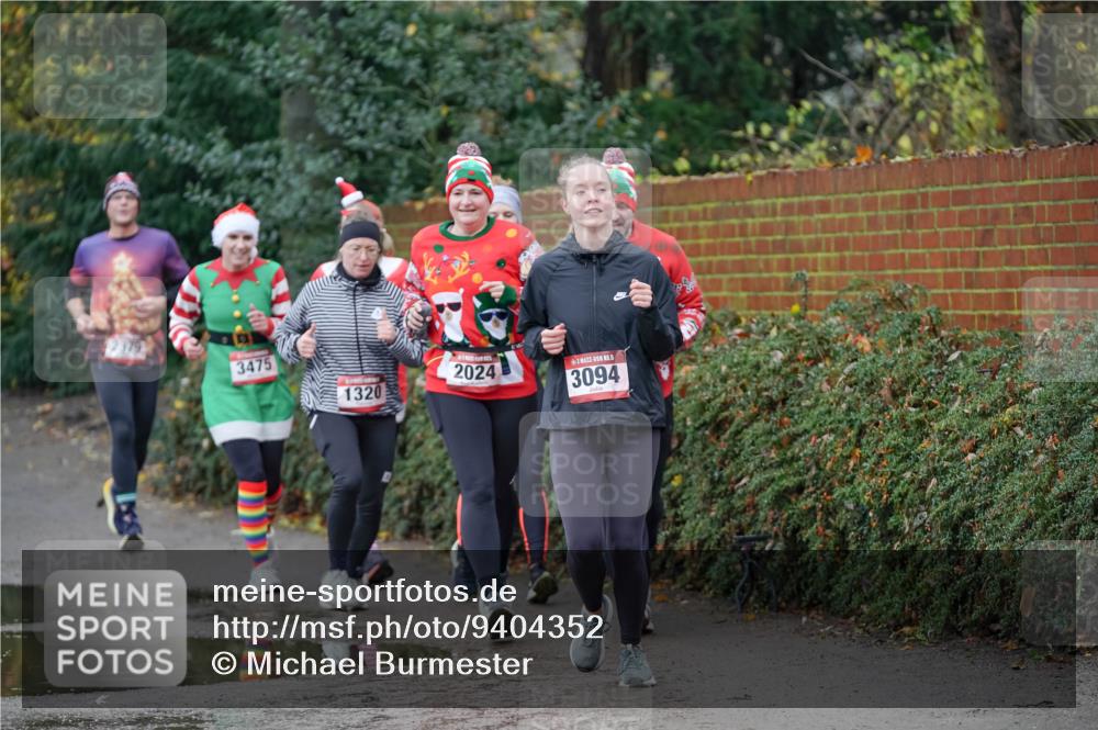 07.12.2025 - St. Pauli X-Mass-Run No. 15 Michael Burmester http://msf.ph/oto/9404352 07.12.2025 11:03:37 Laufen 3475, 1320, 2024, 5, 3094 meine-sportfotos.de
