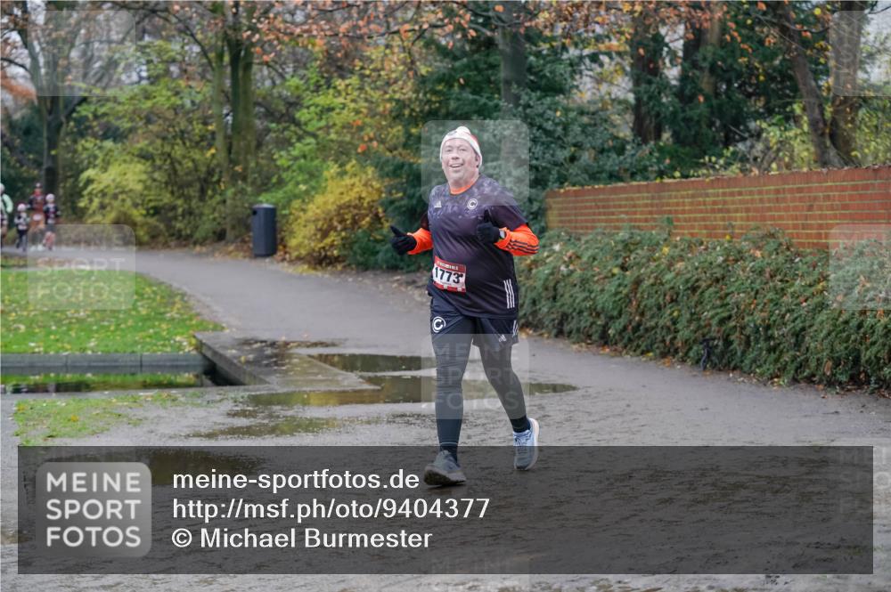 07.12.2025 - St. Pauli X-Mass-Run No. 15 Michael Burmester http://msf.ph/oto/9404377 07.12.2025 11:03:45 Laufen 1773 meine-sportfotos.de