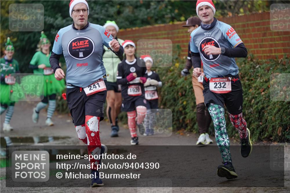07.12.2025 - St. Pauli X-Mass-Run No. 15 Michael Burmester http://msf.ph/oto/9404390 07.12.2025 11:04:02 Laufen 241, 1920, 15, 232 meine-sportfotos.de