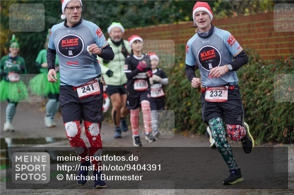 07.12.2025 - St. Pauli X-Mass-Run No. 15 Michael Burmester http://msf.ph/oto/9404391 07.12.2025 11:04:02 Laufen 15, 241, 1924, 15, 232 meine-sportfotos.de