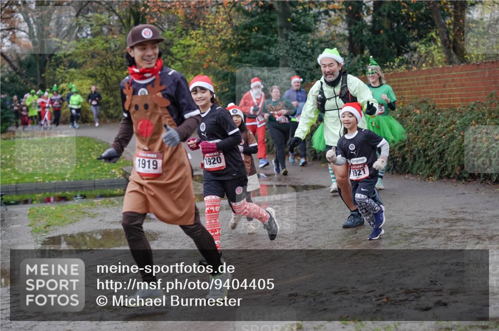07.12.2025 - St. Pauli X-Mass-Run No. 15 Michael Burmester http://msf.ph/oto/9404405 07.12.2025 11:04:07 Laufen 1919, 1920, 1921, 15 meine-sportfotos.de
