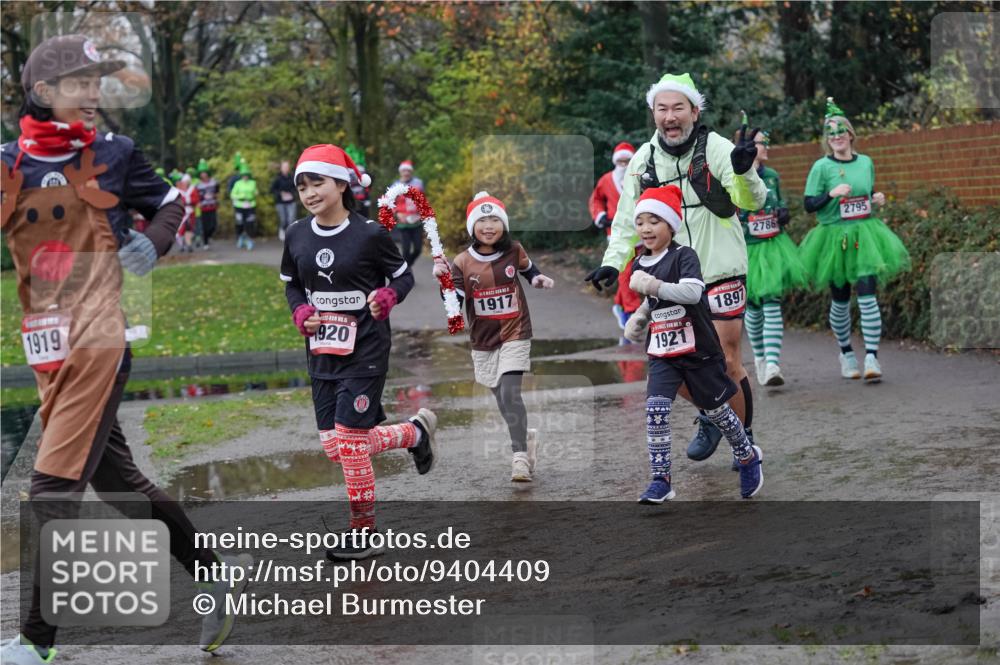 07.12.2025 - St. Pauli X-Mass-Run No. 15 Michael Burmester http://msf.ph/oto/9404409 07.12.2025 11:04:07 Laufen 1919, 920, 1917, 1921, 1897, 2786, 2795 meine-sportfotos.de