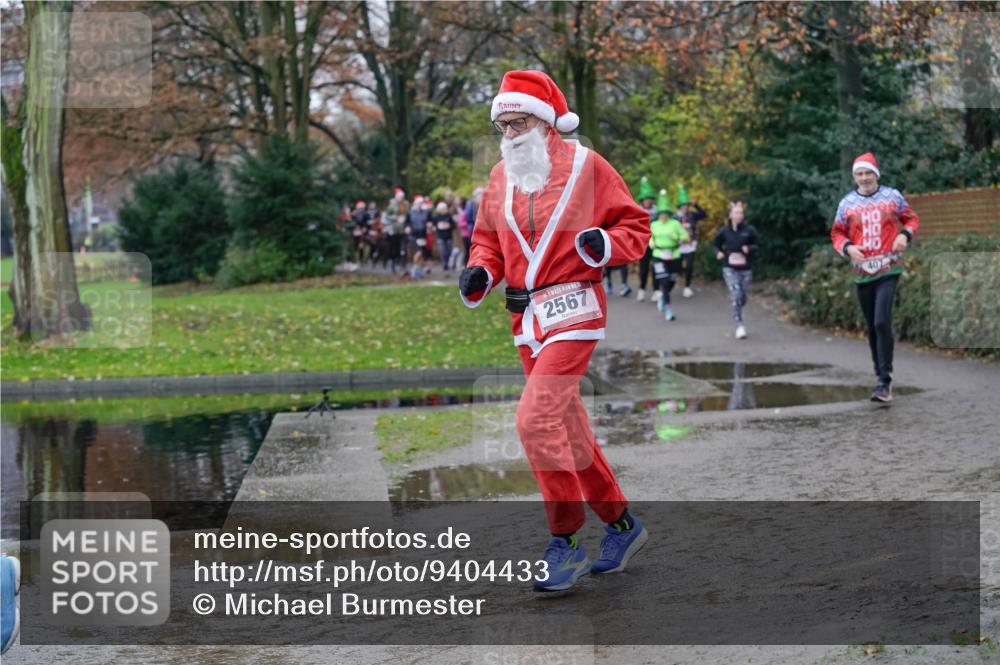 07.12.2025 - St. Pauli X-Mass-Run No. 15 Michael Burmester http://msf.ph/oto/9404433 07.12.2025 11:04:13 Laufen 5, 2567, 407 meine-sportfotos.de