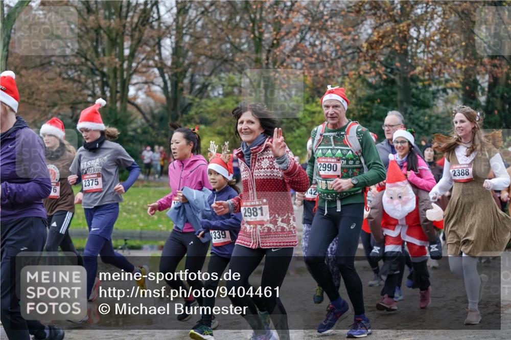 07.12.2025 - St. Pauli X-Mass-Run No. 15 Michael Burmester http://msf.ph/oto/9404461 07.12.2025 11:04:30 Laufen 76, 2375, 1339, 15, 2981, 42, 2990, 2388 meine-sportfotos.de