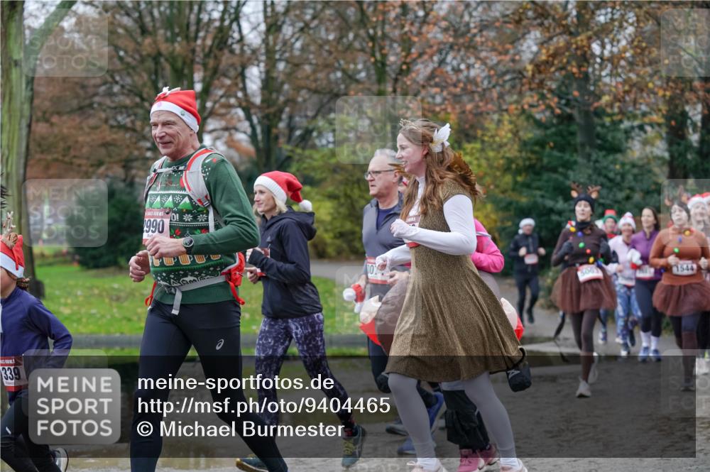 07.12.2025 - St. Pauli X-Mass-Run No. 15 Michael Burmester http://msf.ph/oto/9404465 07.12.2025 11:04:31 Laufen 339, 1990, 0, 5001, 1544 meine-sportfotos.de