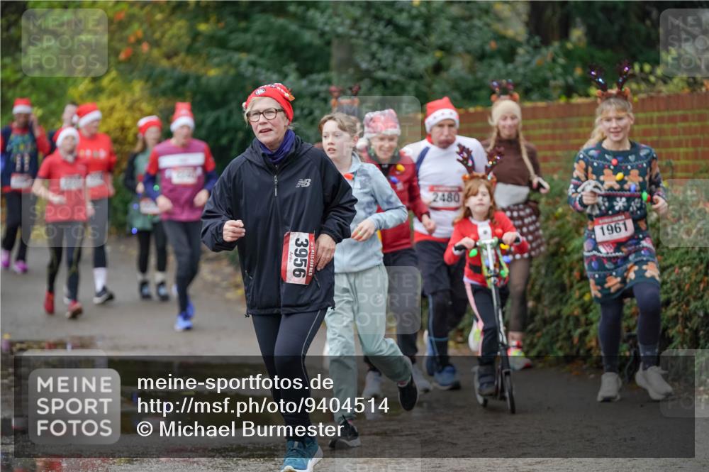 07.12.2025 - St. Pauli X-Mass-Run No. 15 Michael Burmester http://msf.ph/oto/9404514 07.12.2025 11:04:45 Laufen 2480, 3956, 1961 meine-sportfotos.de