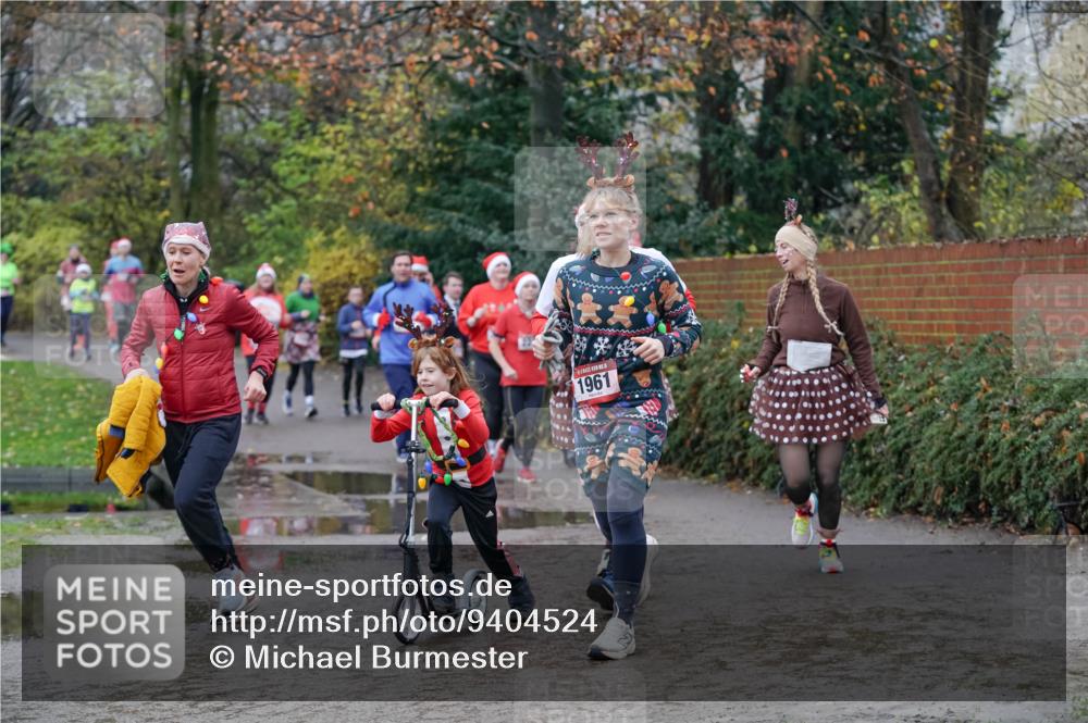07.12.2025 - St. Pauli X-Mass-Run No. 15 Michael Burmester http://msf.ph/oto/9404524 07.12.2025 11:04:48 Laufen 1961 meine-sportfotos.de