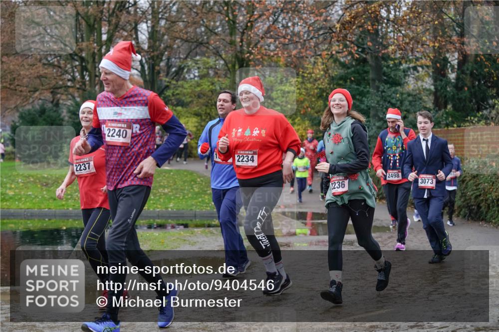 07.12.2025 - St. Pauli X-Mass-Run No. 15 Michael Burmester http://msf.ph/oto/9404546 07.12.2025 11:04:53 Laufen 2237, 2240, 2234, 1236, 2498, 3073 meine-sportfotos.de