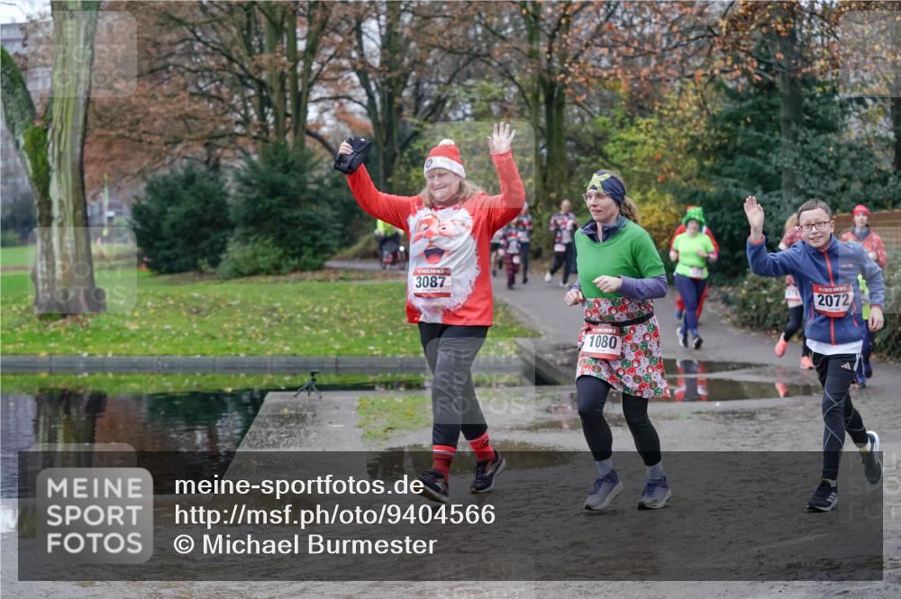 07.12.2025 - St. Pauli X-Mass-Run No. 15 Michael Burmester http://msf.ph/oto/9404566 07.12.2025 11:04:57 Laufen 3087, 7, 1080, 2072 meine-sportfotos.de
