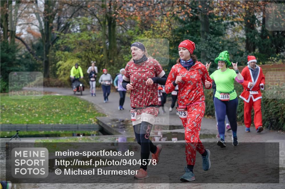 07.12.2025 - St. Pauli X-Mass-Run No. 15 Michael Burmester http://msf.ph/oto/9404578 07.12.2025 11:05:02 Laufen 79, 673, 3315, 1398 meine-sportfotos.de