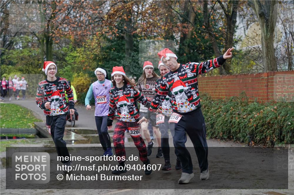 07.12.2025 - St. Pauli X-Mass-Run No. 15 Michael Burmester http://msf.ph/oto/9404607 07.12.2025 11:05:09 Laufen 2557, 3260, 157, 258 meine-sportfotos.de