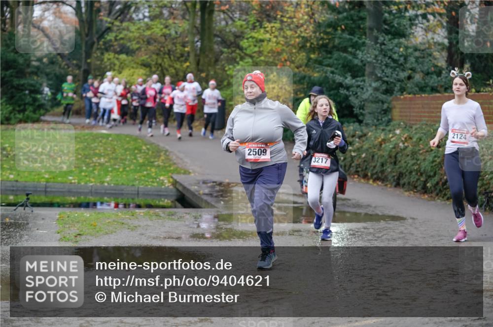 07.12.2025 - St. Pauli X-Mass-Run No. 15 Michael Burmester http://msf.ph/oto/9404621 07.12.2025 11:05:12 Laufen 2509, 3217, 2124 meine-sportfotos.de