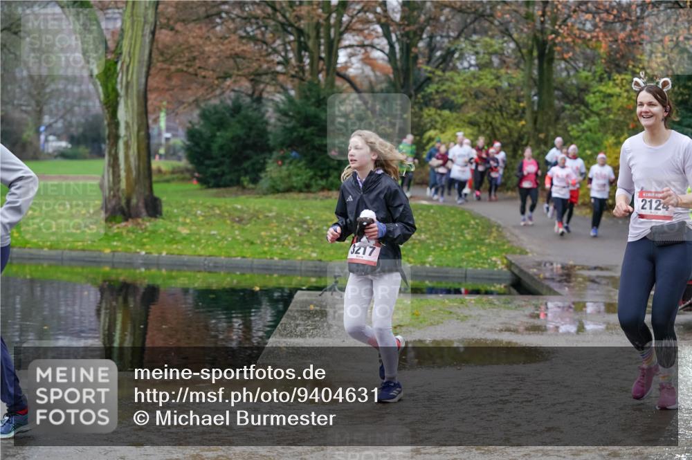 07.12.2025 - St. Pauli X-Mass-Run No. 15 Michael Burmester http://msf.ph/oto/9404631 07.12.2025 11:05:14 Laufen 3217, 2124 meine-sportfotos.de