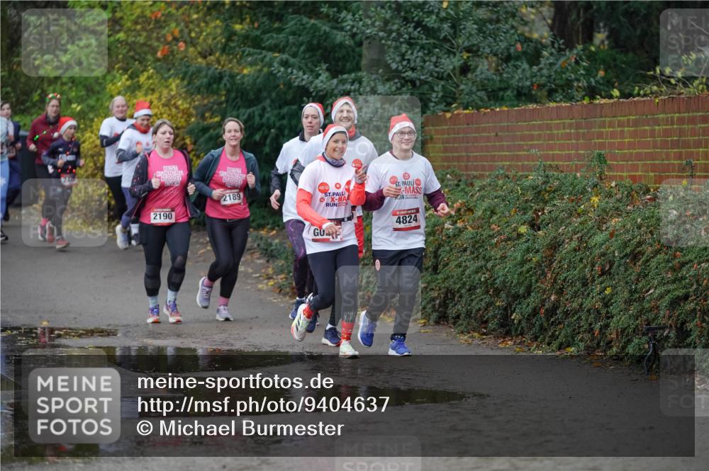 07.12.2025 - St. Pauli X-Mass-Run No. 15 Michael Burmester http://msf.ph/oto/9404637 07.12.2025 11:05:18 Laufen 2189, 2190, 4824 meine-sportfotos.de