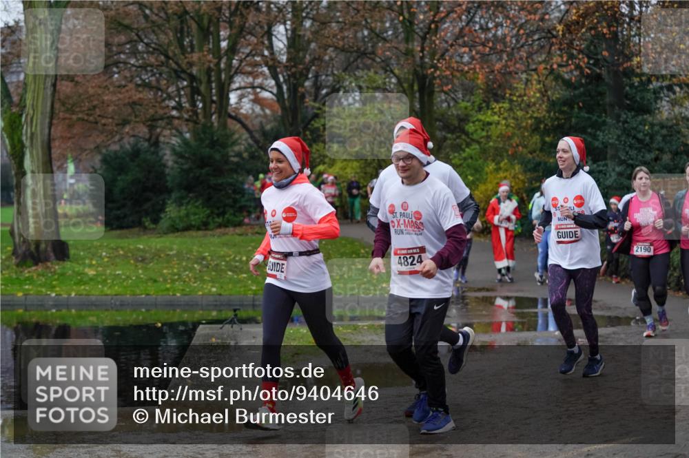 07.12.2025 - St. Pauli X-Mass-Run No. 15 Michael Burmester http://msf.ph/oto/9404646 07.12.2025 11:05:22 Laufen 5, 4824, 2190 meine-sportfotos.de