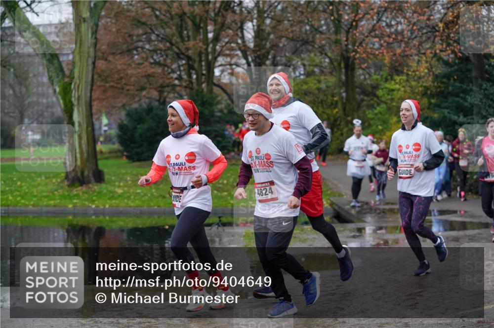 07.12.2025 - St. Pauli X-Mass-Run No. 15 Michael Burmester http://msf.ph/oto/9404649 07.12.2025 11:05:22 Laufen 4824, 19 meine-sportfotos.de