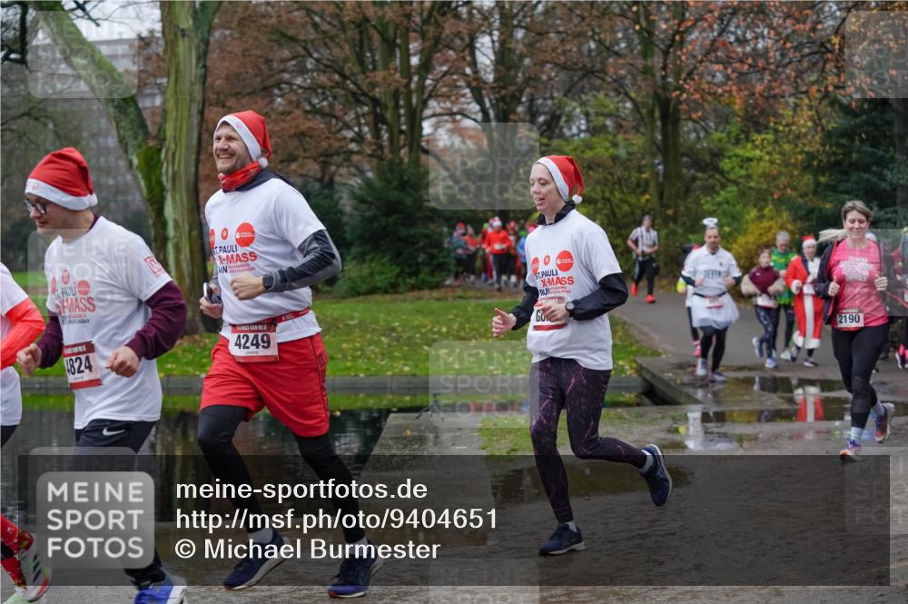 07.12.2025 - St. Pauli X-Mass-Run No. 15 Michael Burmester http://msf.ph/oto/9404651 07.12.2025 11:05:23 Laufen 1824, 15, 4249, 2190 meine-sportfotos.de