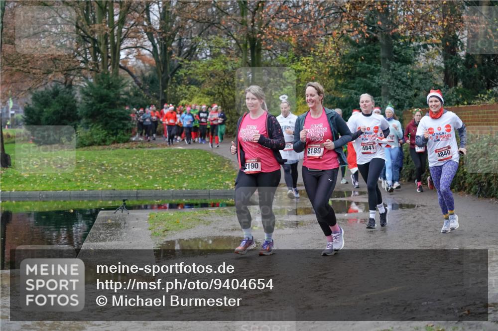 07.12.2025 - St. Pauli X-Mass-Run No. 15 Michael Burmester http://msf.ph/oto/9404654 07.12.2025 11:05:24 Laufen 865, 2189, 2190, 4841, 4840 meine-sportfotos.de