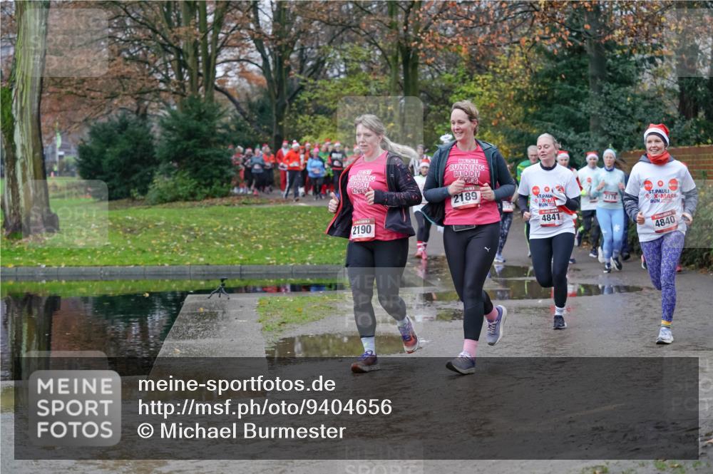 07.12.2025 - St. Pauli X-Mass-Run No. 15 Michael Burmester http://msf.ph/oto/9404656 07.12.2025 11:05:24 Laufen 2190, 2189, 4841, 2176, 4840 meine-sportfotos.de