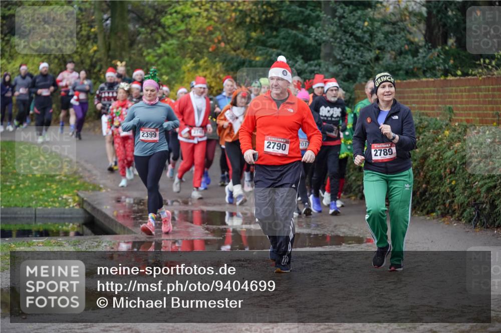 07.12.2025 - St. Pauli X-Mass-Run No. 15 Michael Burmester http://msf.ph/oto/9404699 07.12.2025 11:05:36 Laufen 2746, 2399, 2790, 2017, 2789 meine-sportfotos.de