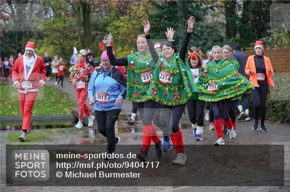 07.12.2025 - St. Pauli X-Mass-Run No. 15 Michael Burmester http://msf.ph/oto/9404717 07.12.2025 11:05:41 Laufen 2749, 3181, 2017, 2317, 2314, 2979, 2311 meine-sportfotos.de