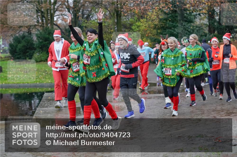 07.12.2025 - St. Pauli X-Mass-Run No. 15 Michael Burmester http://msf.ph/oto/9404723 07.12.2025 11:05:42 Laufen 2749, 2317, 2314, 274, 20, 2311, 2972, 2979 meine-sportfotos.de