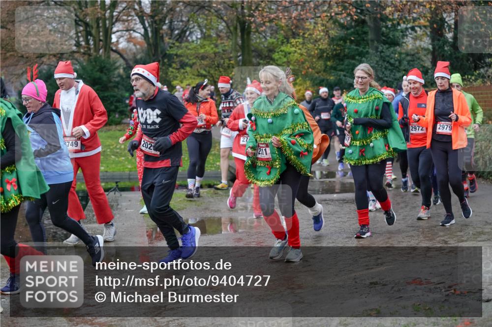 07.12.2025 - St. Pauli X-Mass-Run No. 15 Michael Burmester http://msf.ph/oto/9404727 07.12.2025 11:05:43 Laufen 749, 202, 78, 27, 211, 2972, 2979 meine-sportfotos.de