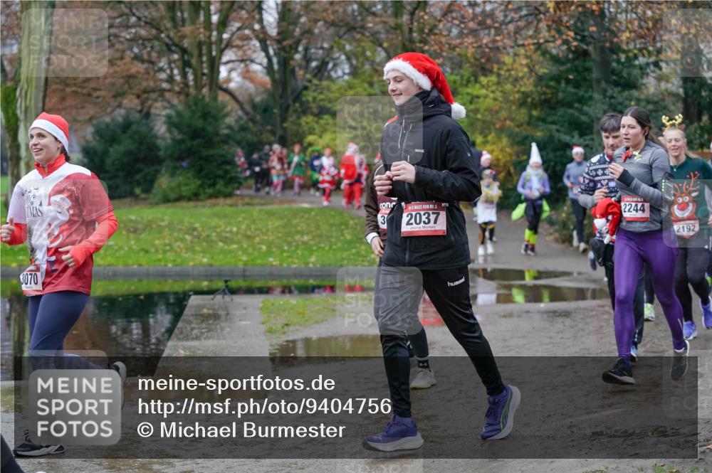 07.12.2025 - St. Pauli X-Mass-Run No. 15 Michael Burmester http://msf.ph/oto/9404756 07.12.2025 11:05:48 Laufen 3070, 3, 15, 2037, 2244, 2192 meine-sportfotos.de